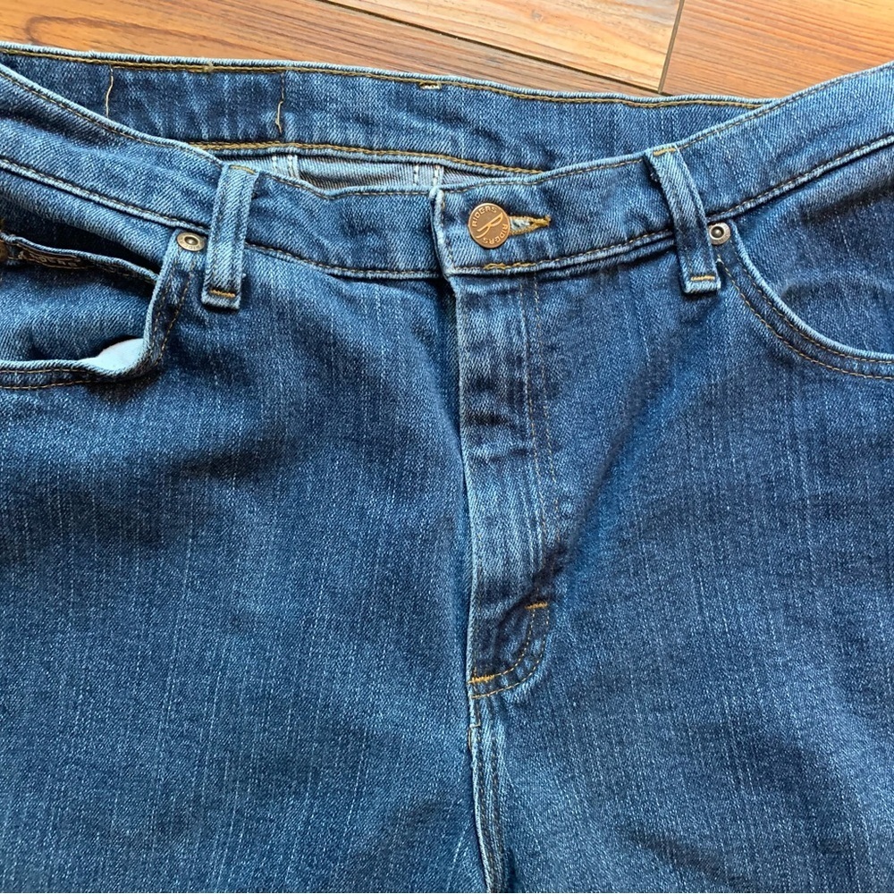 Riders Relaxed Jeans, Women’s Size 14 Petite, Blue Denim Relaxed Fit High Rise - Picture 4 of 13